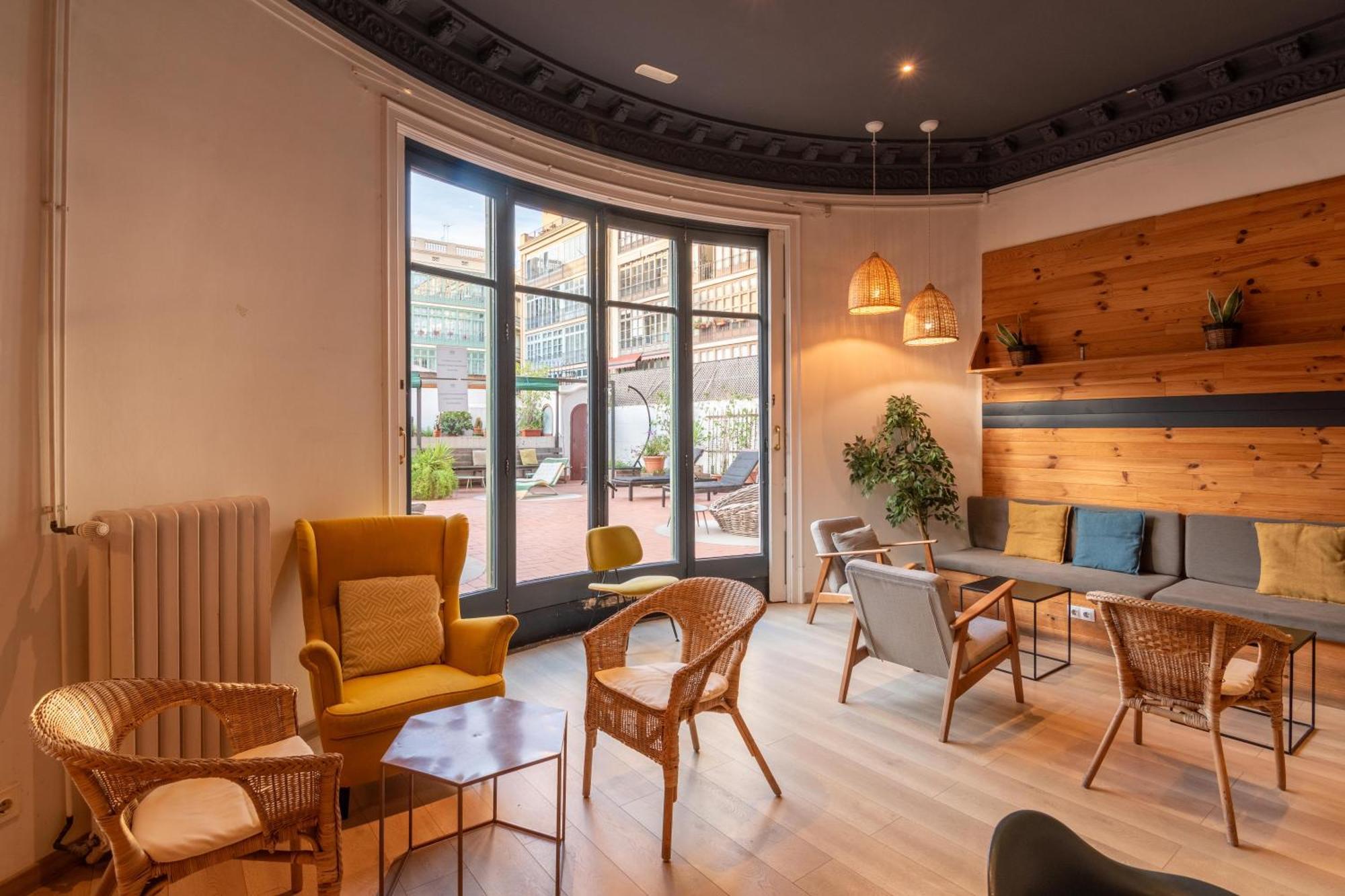 The Central House Barcelona Gracia Bagian luar foto