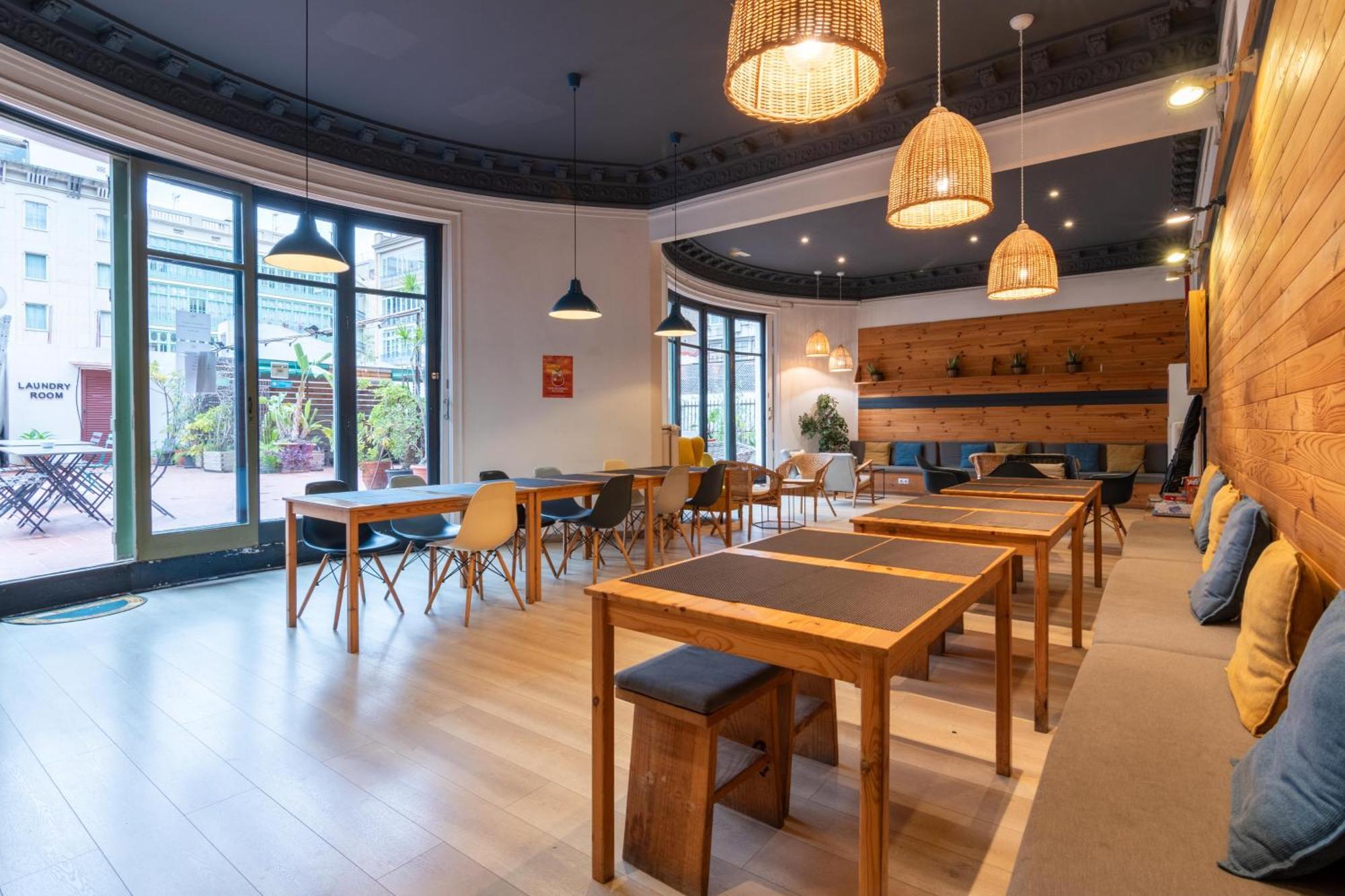 The Central House Barcelona Gracia Bagian luar foto
